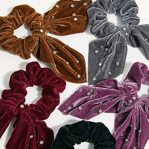 Pretty Rhinestone Scrunchie in Brown - Picture 1 of 4